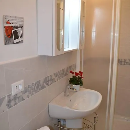 Le Del Corso Πανσιόν 4*